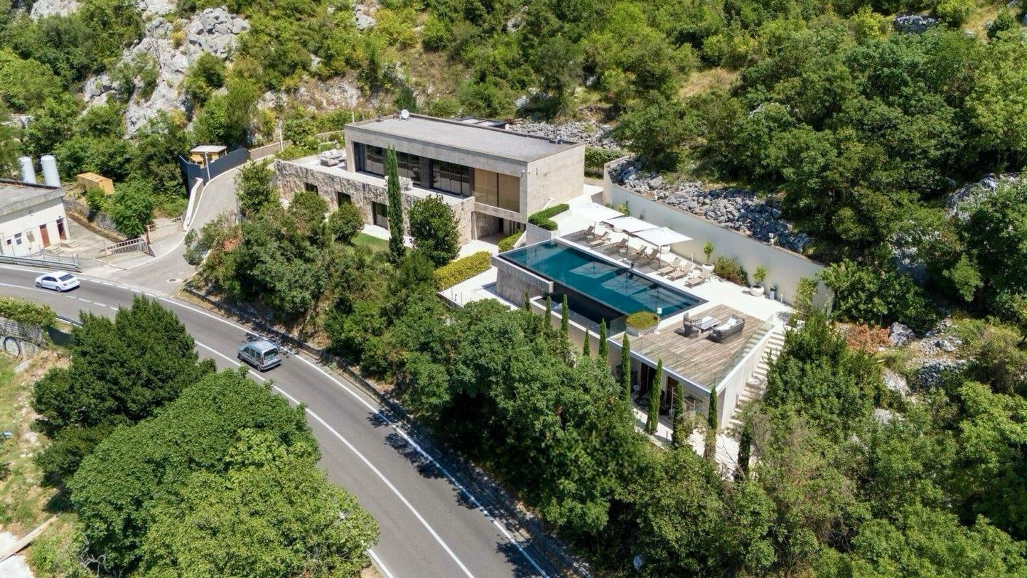 Seafront Luxury Villa with Private Beach, Pool & Yacht Berth – Orahovac, Kotor