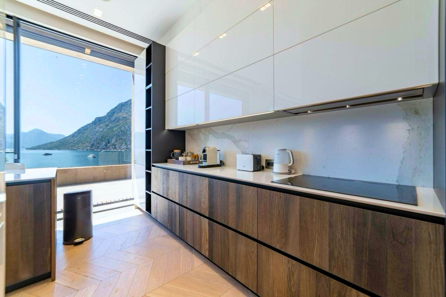 Seafront Luxury Villa with Private Beach, Pool & Yacht Berth – Orahovac, Kotor