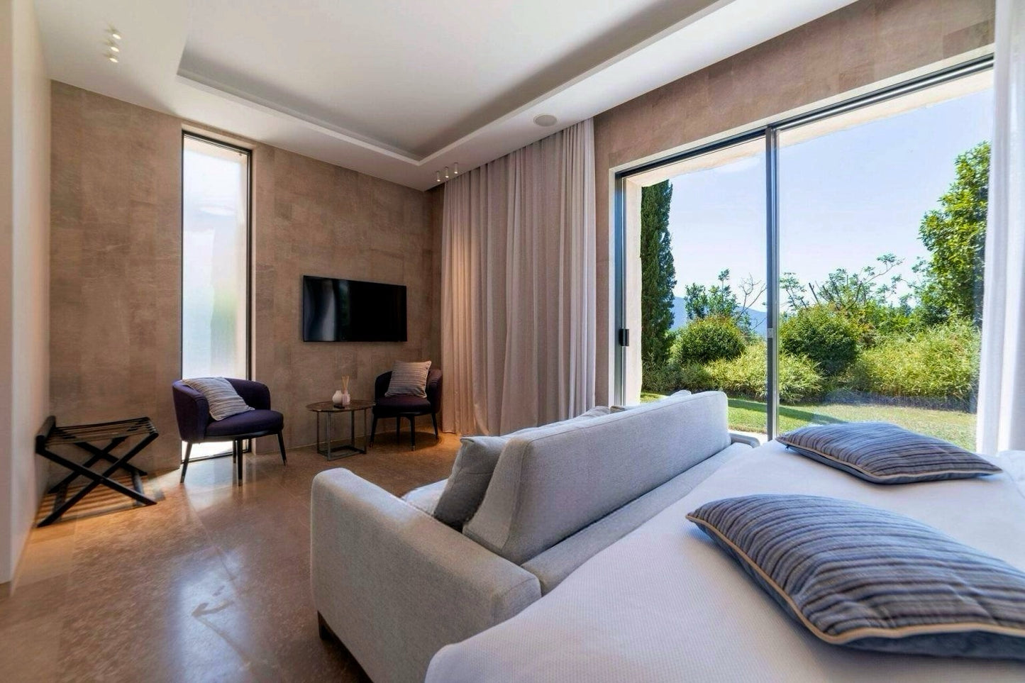 Seafront Luxury Villa with Private Beach, Pool & Yacht Berth – Orahovac, Kotor