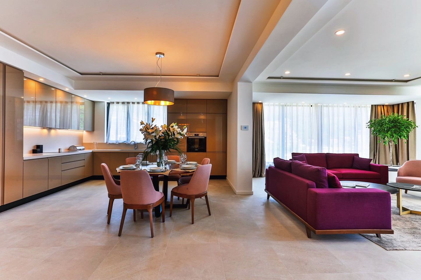Luxurious 3‑Bedroom Seafront Retreat (137 m²)