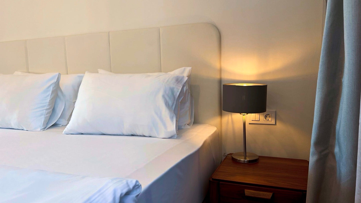 Luxurious 3‑Bedroom Seafront Retreat (137 m²)