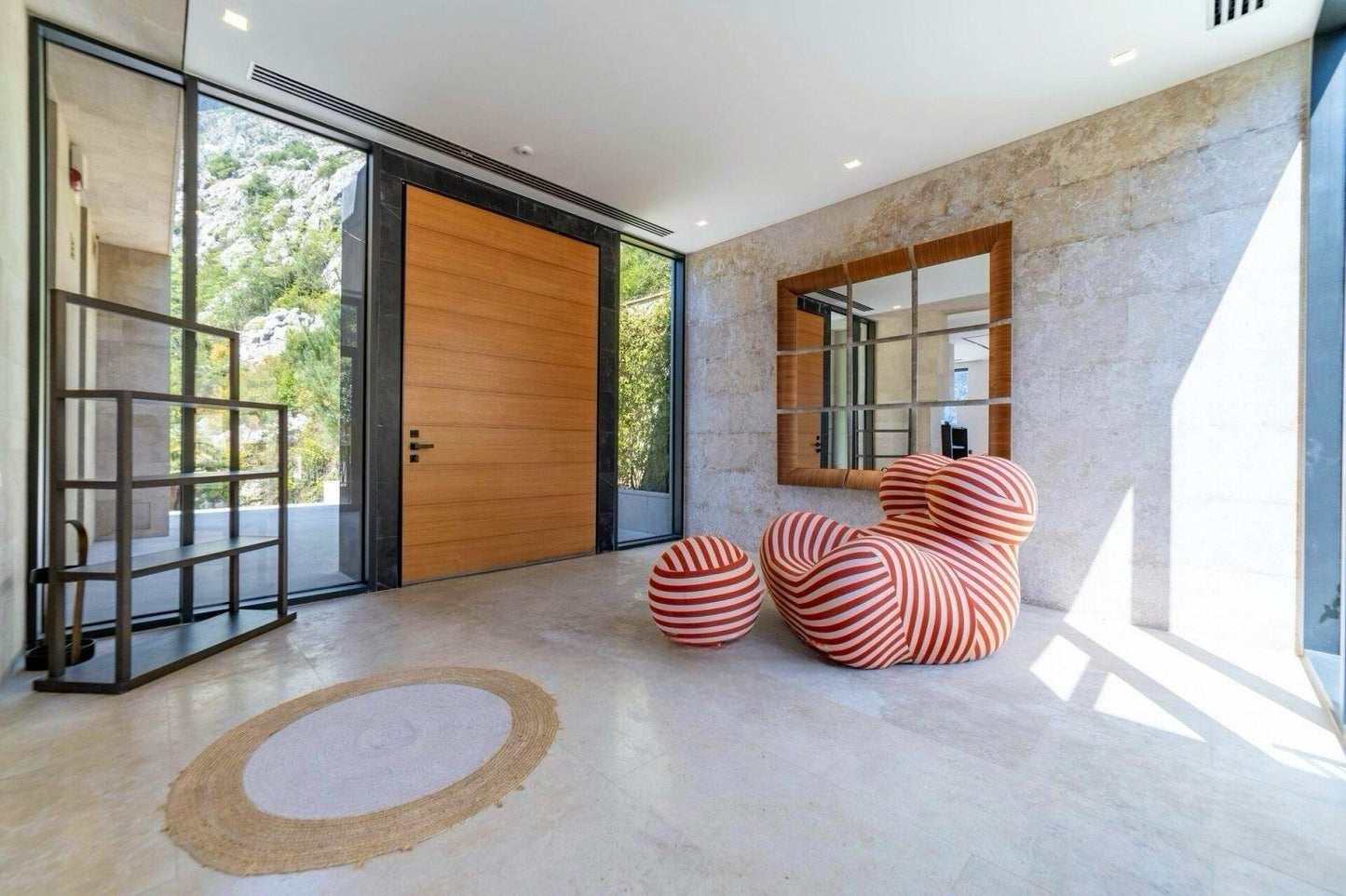 Seafront Luxury Villa with Private Beach, Pool & Yacht Berth – Orahovac, Kotor
