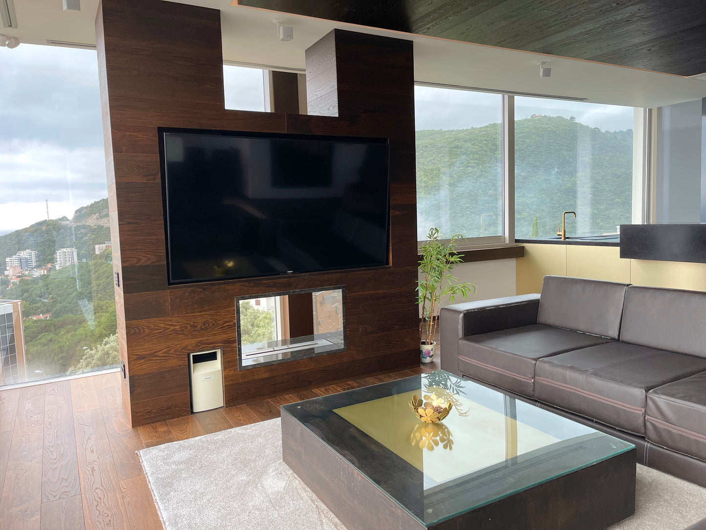 Luxury 2-Bedroom Penthouse with Sea View, Jacuzzi & Pool – 8th Floor, Bečići