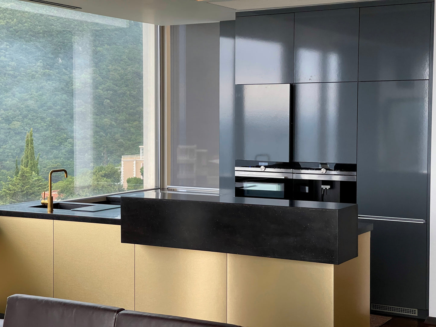 Luxury 2-Bedroom Penthouse with Sea View, Jacuzzi & Pool – 8th Floor, Bečići