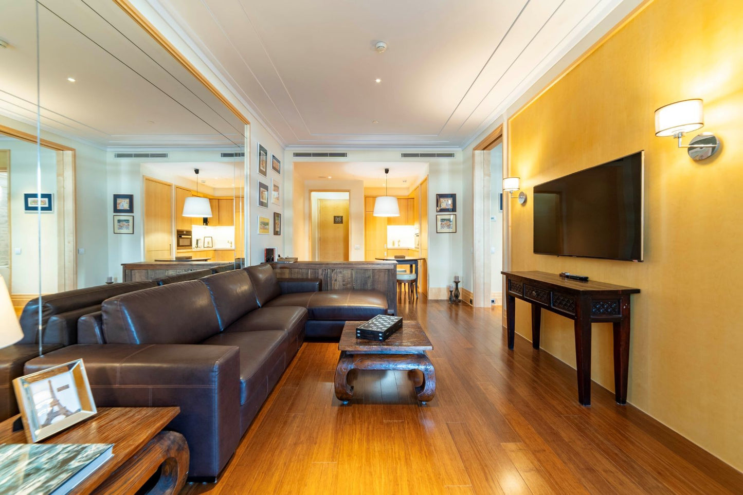Elegant 1-Bedroom Marina View Apartment – Aqua, Porto Montenegro