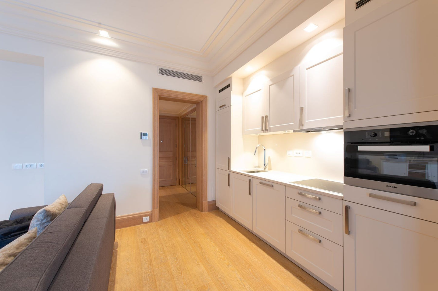 Elegant 1-Bedroom Apartment with Side Sea View – Ksenija, Porto Montenegro