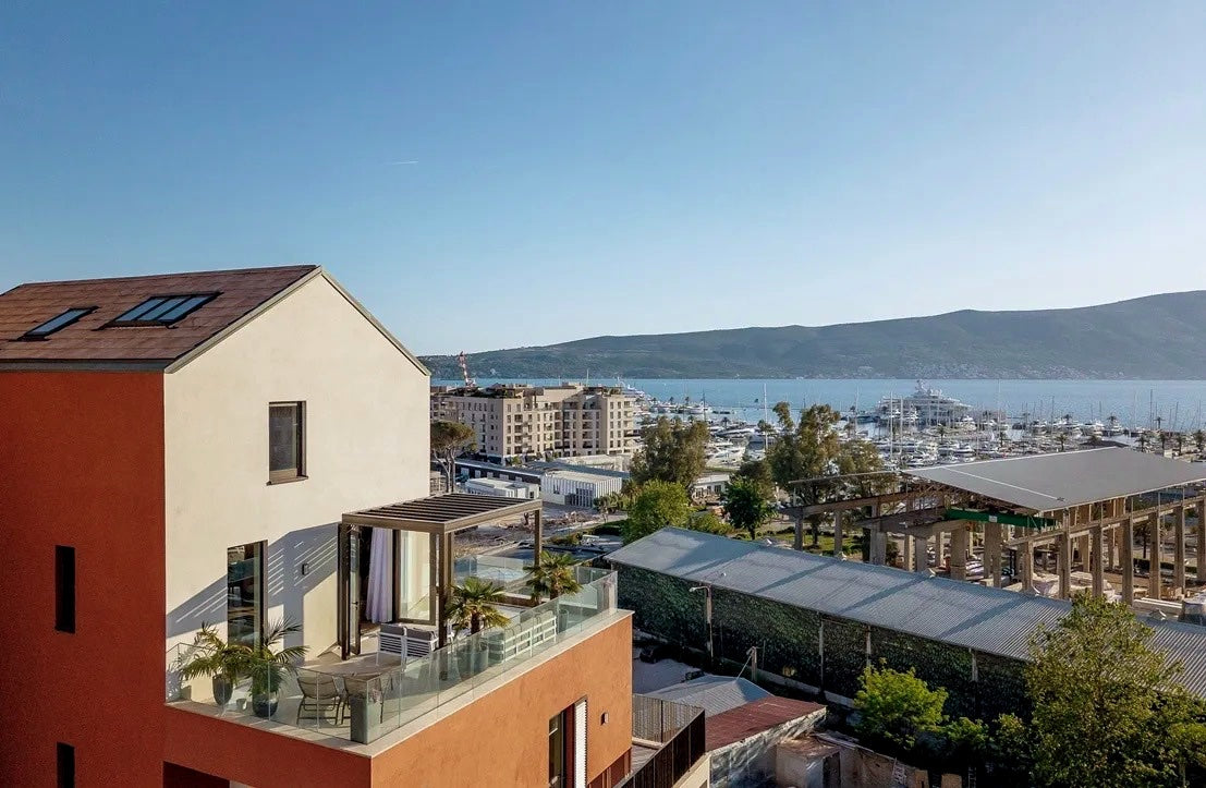Modern 2BR Duplex Penthouse with Panoramic Sea View — Thea, Boka Place