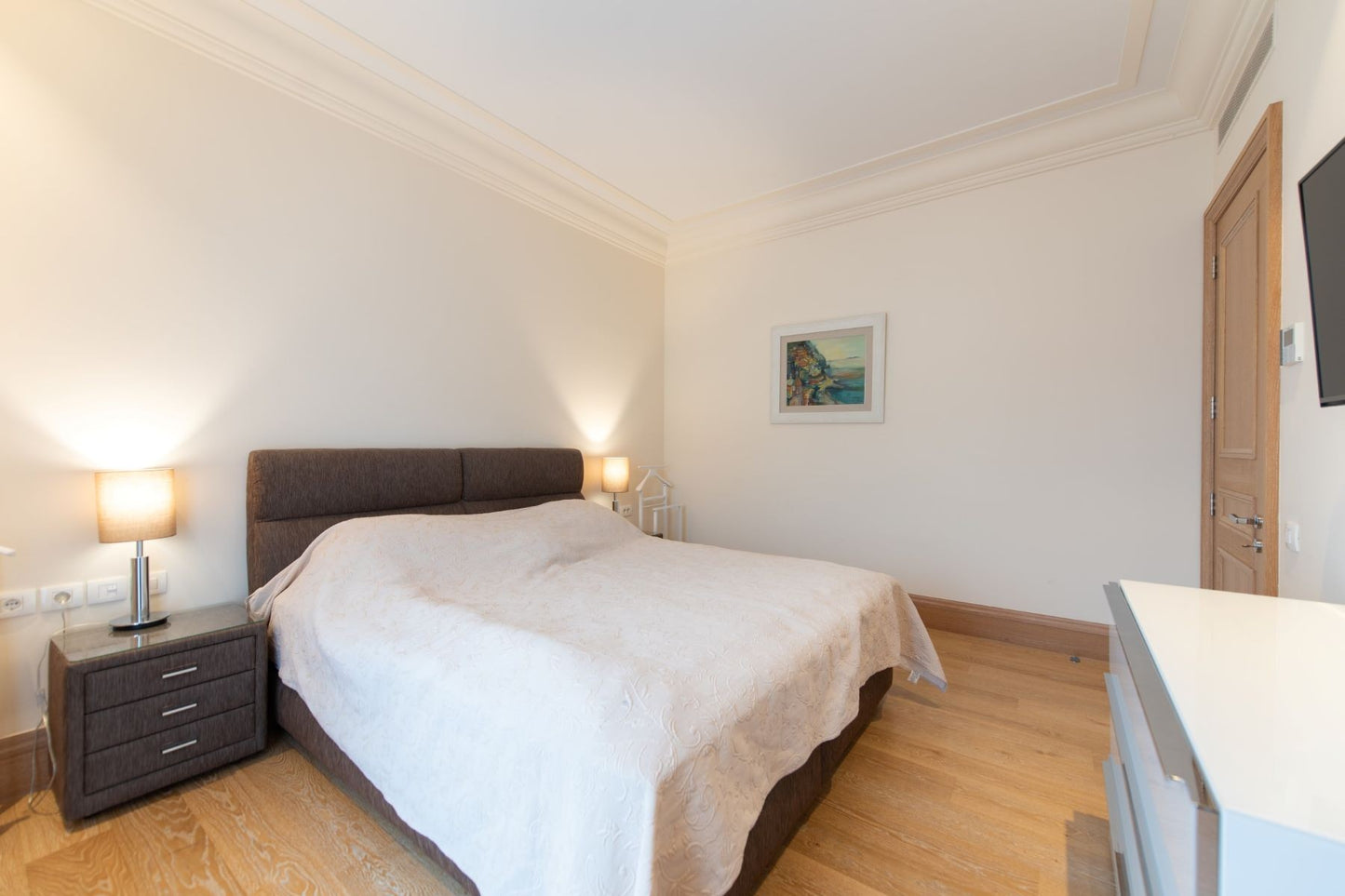 Elegant 1-Bedroom Apartment with Side Sea View – Ksenija, Porto Montenegro
