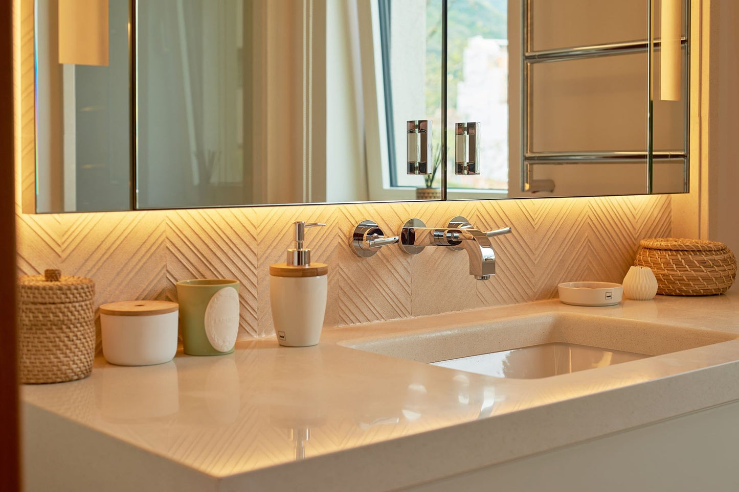 Spacious 2-Bedroom Apartment with Terraces & Sea View – Elena Building, Porto Montenegro