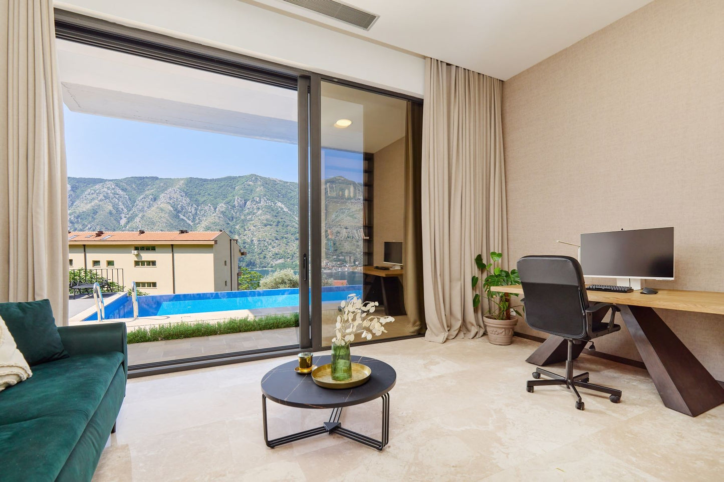 Contemporary 5-Bedroom Villa with Infinity Pool – Dobrota, Kotor
