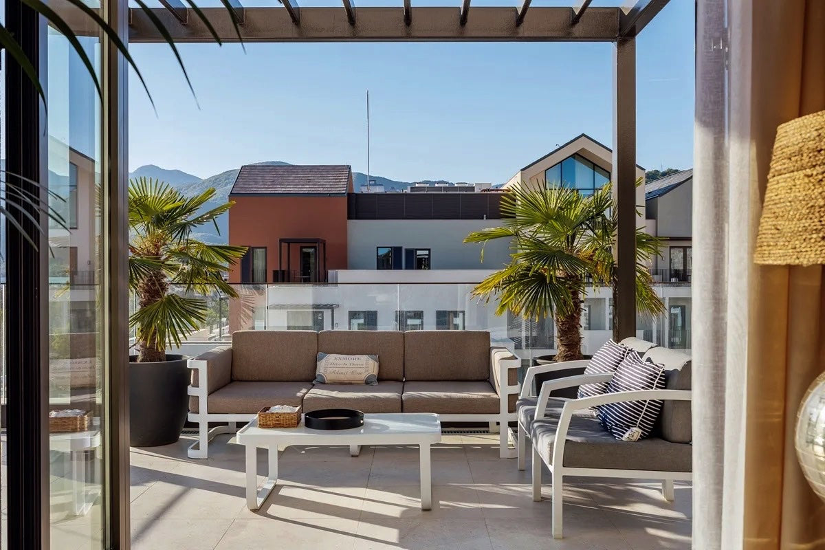 Modern 2BR Duplex Penthouse with Panoramic Sea View — Thea, Boka Place