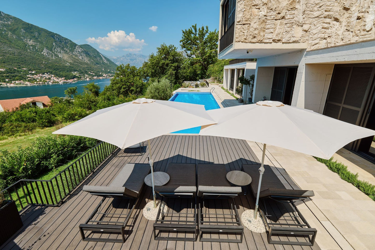 Contemporary 5-Bedroom Villa with Infinity Pool – Dobrota, Kotor
