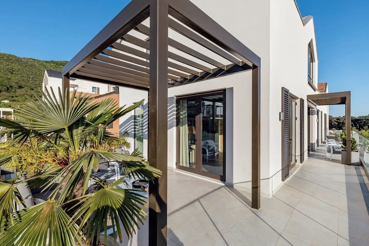 Modern 2BR Duplex Penthouse with Panoramic Sea View — Thea, Boka Place