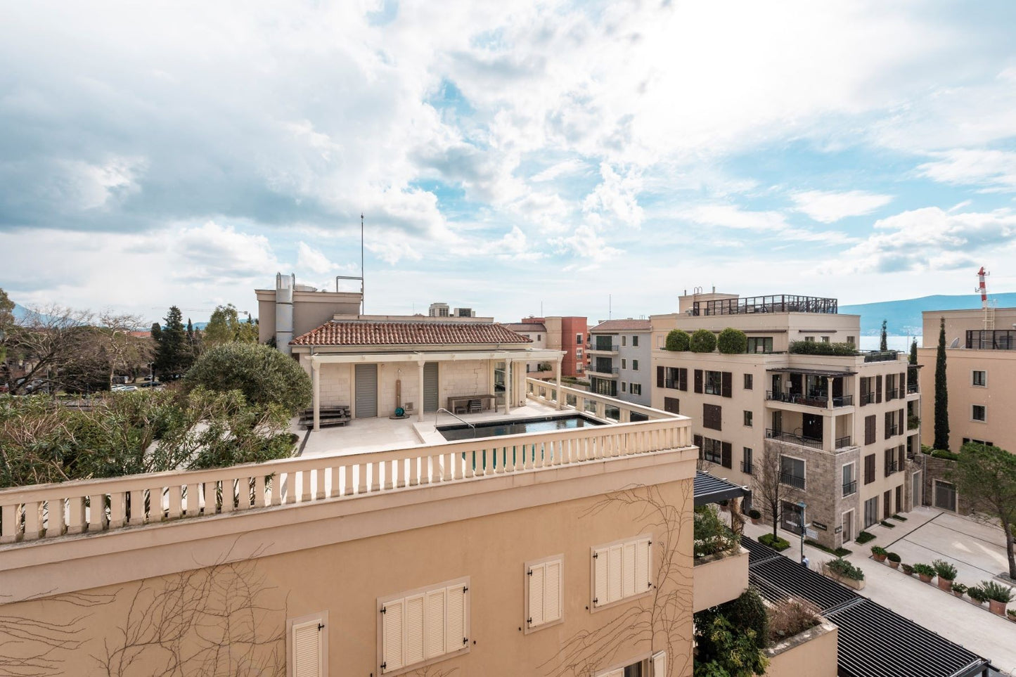 Luxurious 4-Bedroom Penthouse with Marina Views – Porto Montenegro, Tara Building