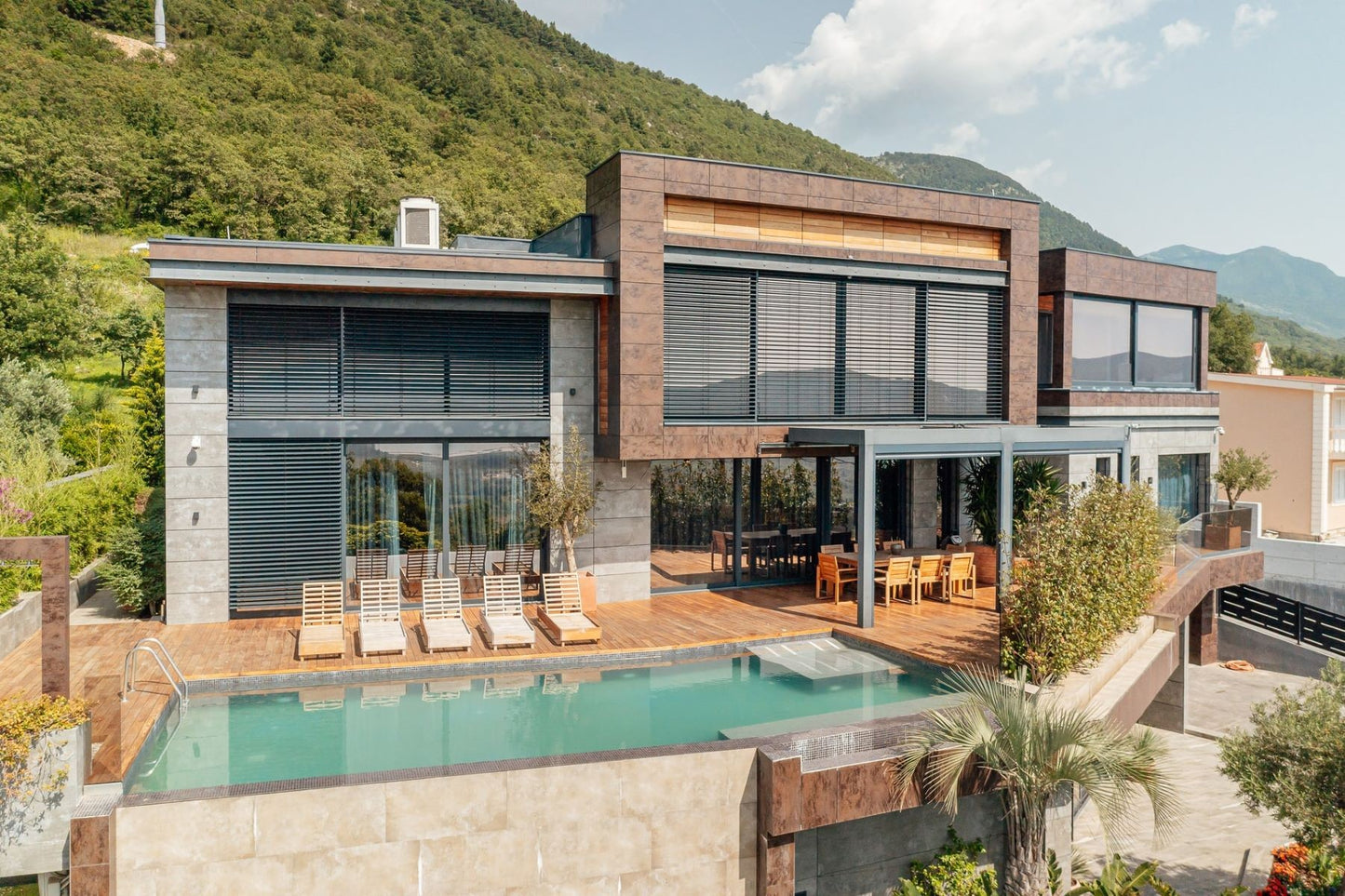 Modern 6-Bedroom Villa with Pool, Spa & Panoramic Views – Dub, Kotor