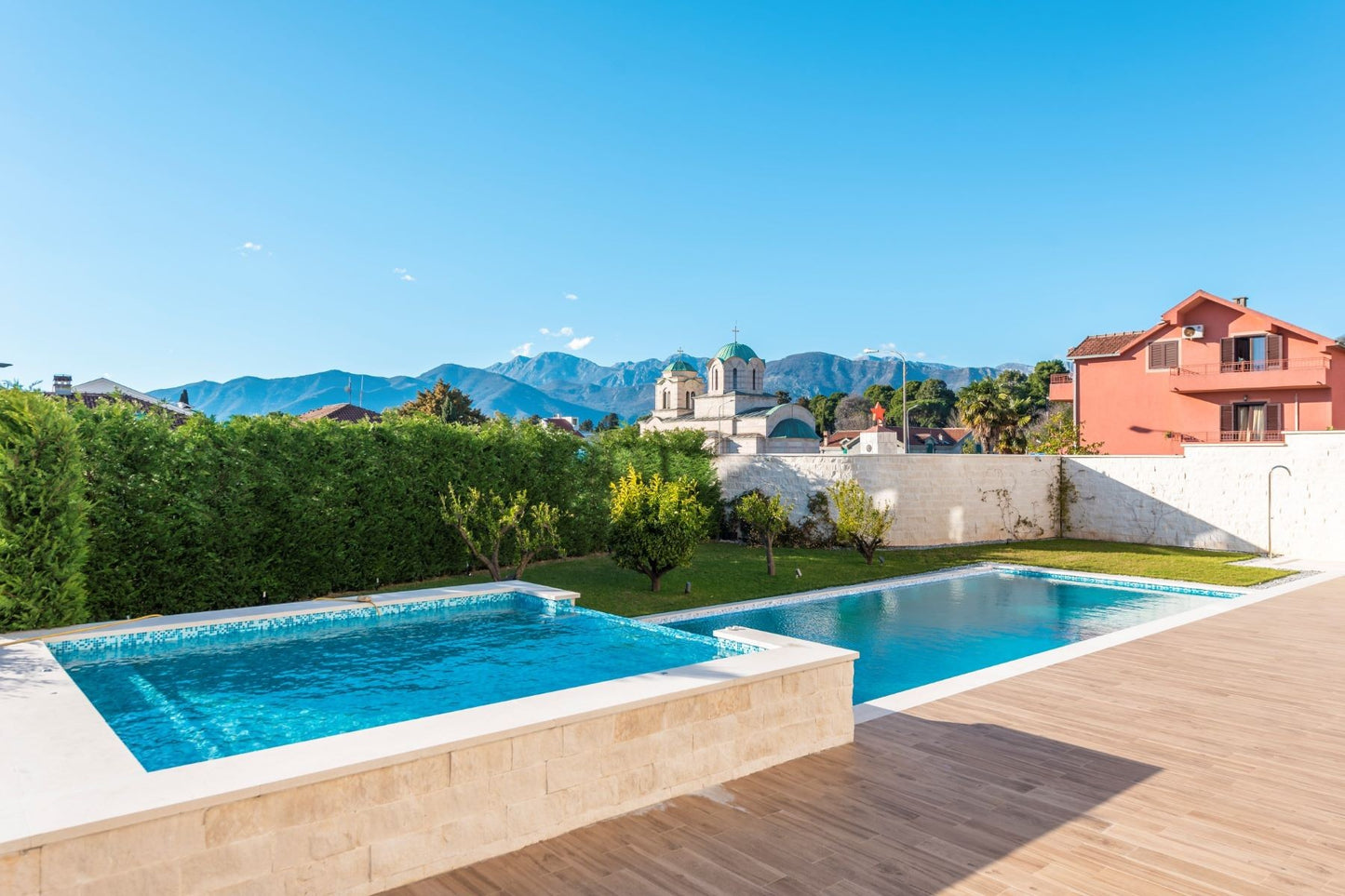Luxury 2-Bedroom Apartment with Pool & Gym – Palazzo Sofia, Tivat