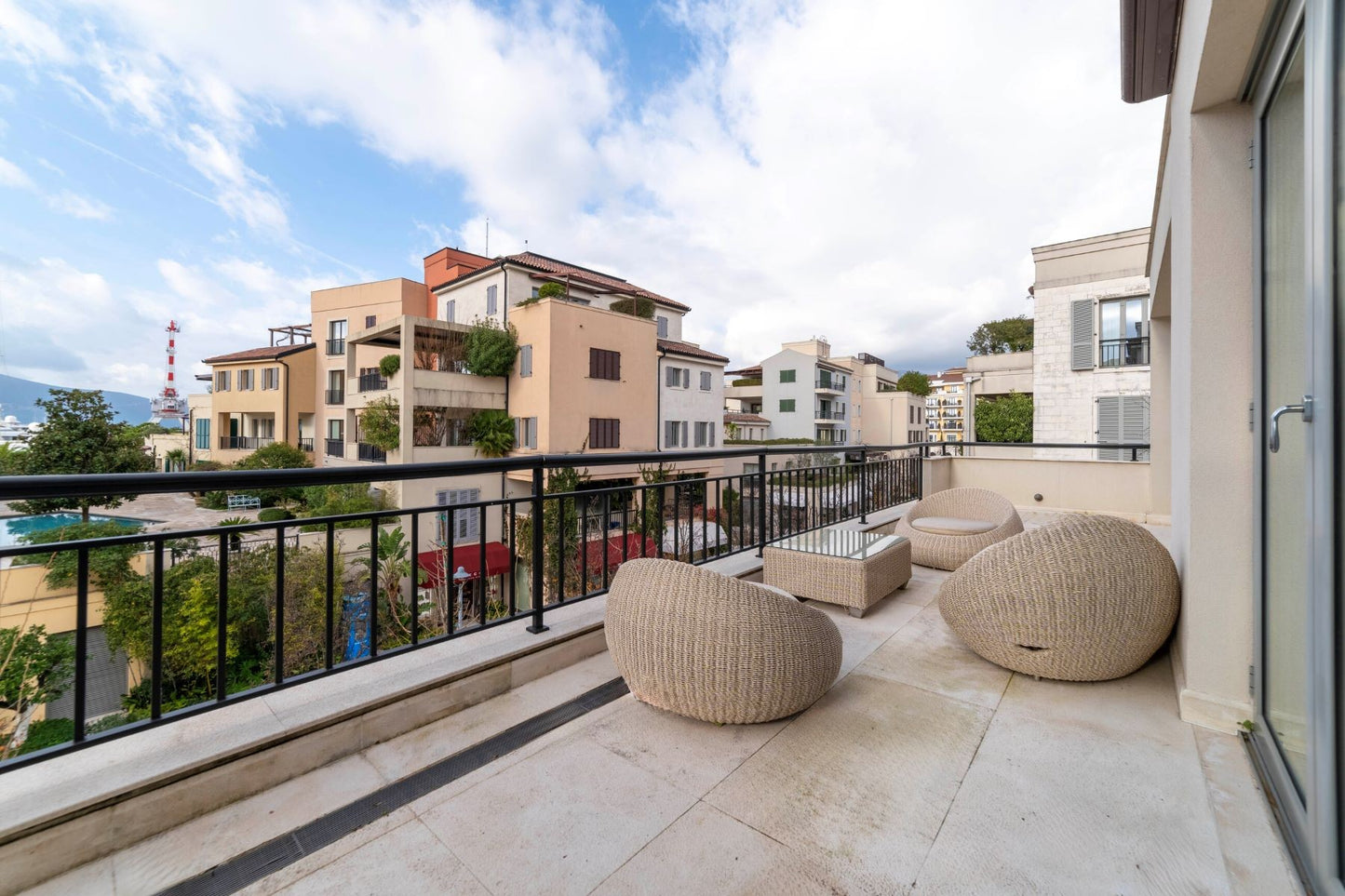 Stylish 2-Bedroom Apartment with Terrace & Partial Sea View – Porto Montenegro
