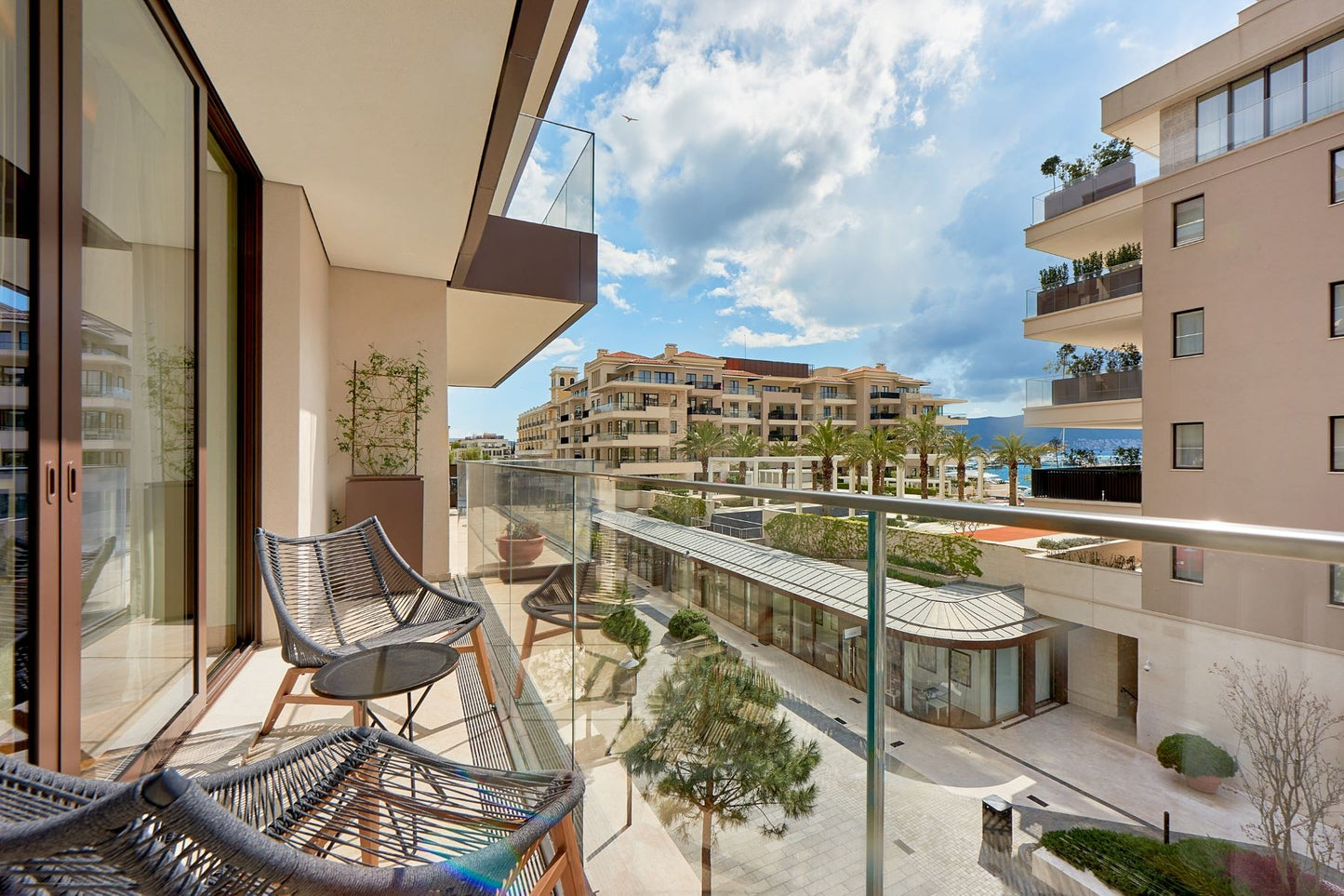 Spacious 2-Bedroom Apartment with Terraces & Sea View – Elena Building, Porto Montenegro