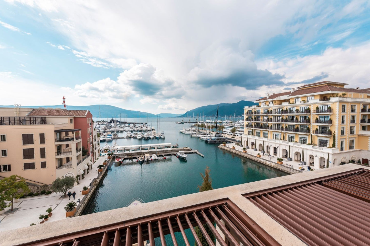 Luxurious 4-Bedroom Penthouse with Marina Views – Porto Montenegro, Tara Building