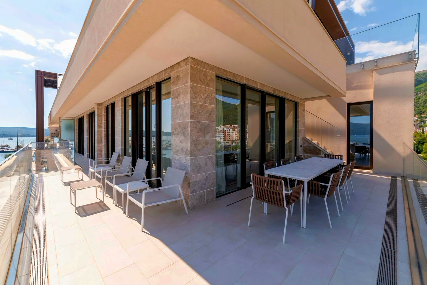 Exclusive 3BR Waterfront Penthouse with Private Rooftop – Baia, Porto Montenegro