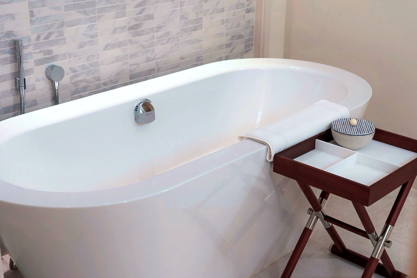 Exclusive 3BR Waterfront Penthouse with Private Rooftop – Baia, Porto Montenegro