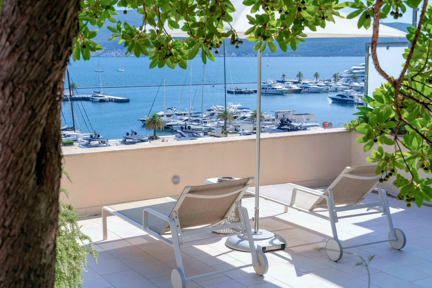 Exclusive 3BR Waterfront Penthouse with Private Rooftop – Baia, Porto Montenegro