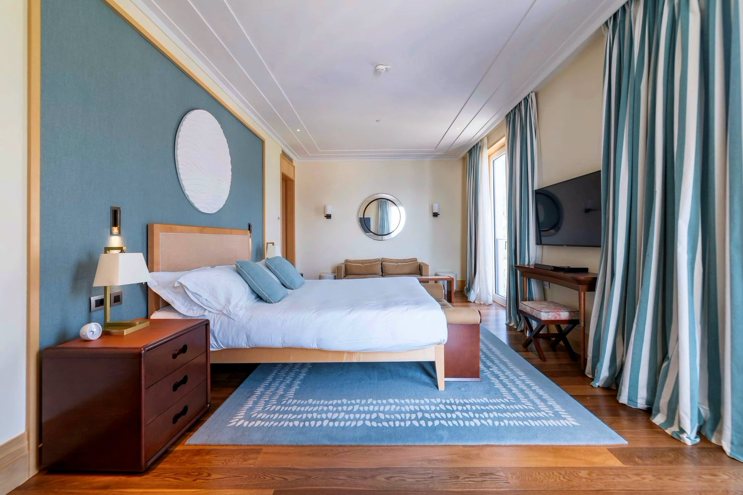 Exclusive 3BR Waterfront Penthouse with Private Rooftop – Baia, Porto Montenegro