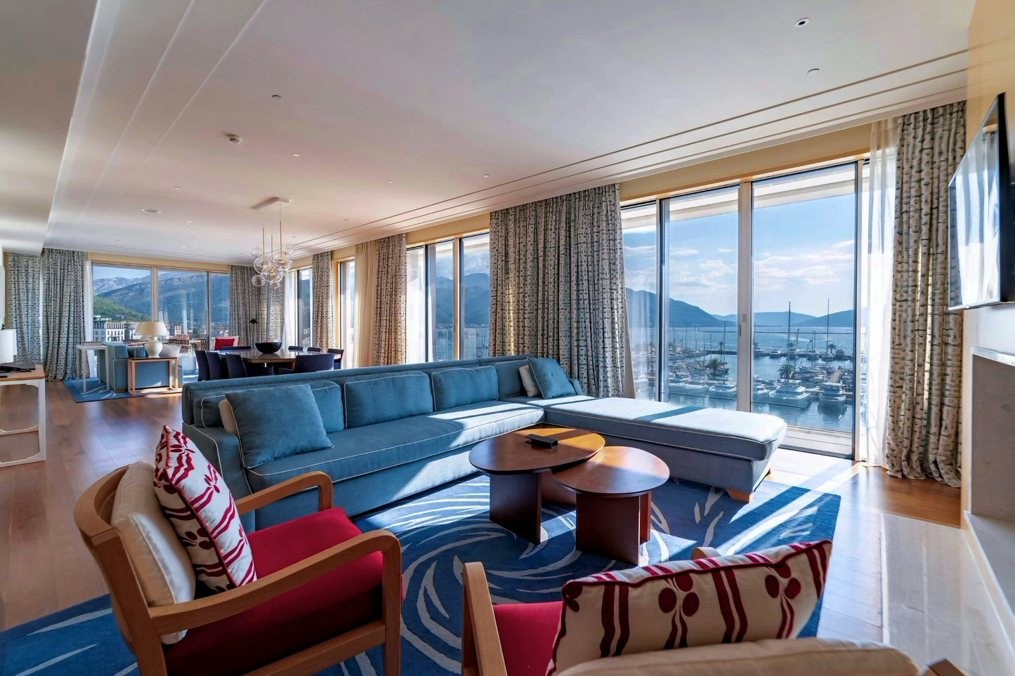 Exclusive 3BR Waterfront Penthouse with Private Rooftop – Baia, Porto Montenegro