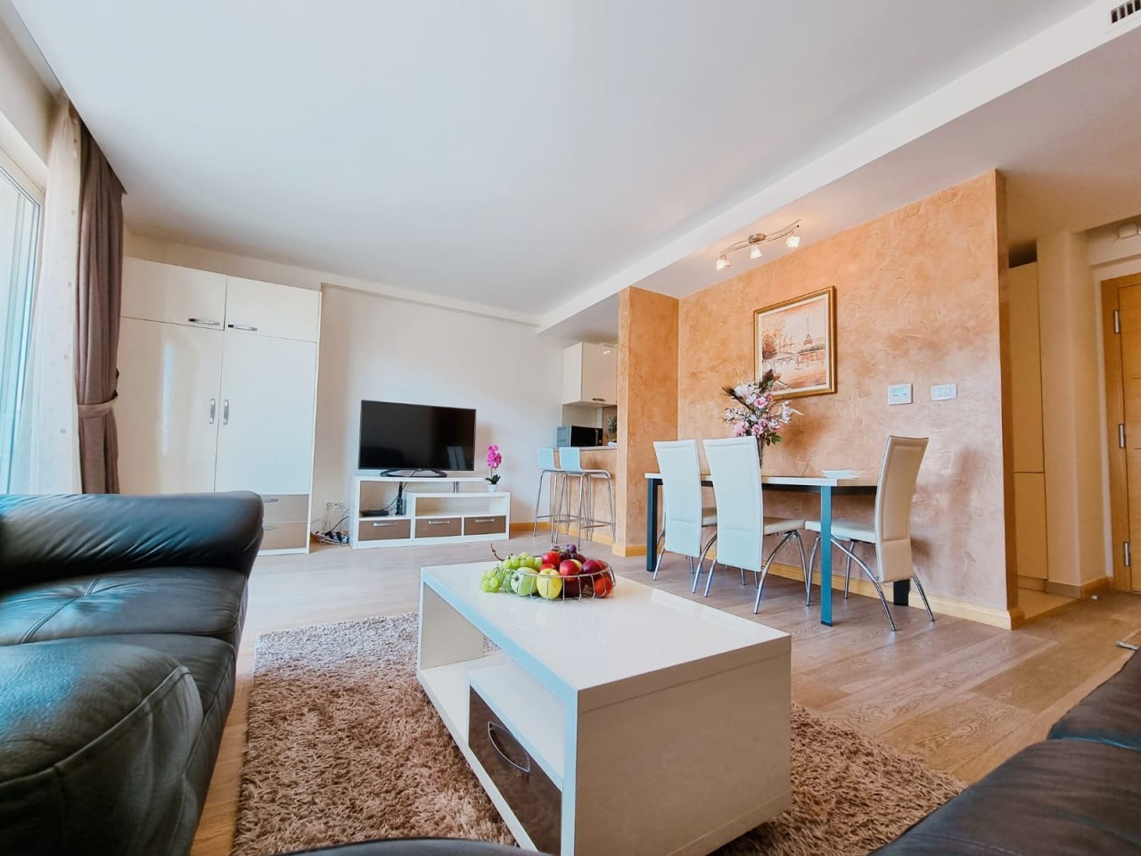 Modern City Apartment Budva