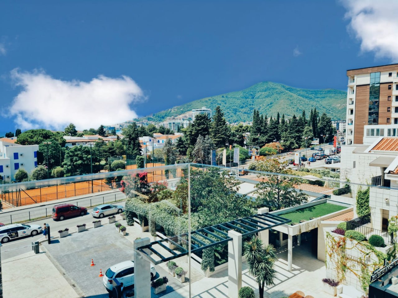 Modern City Apartment Budva