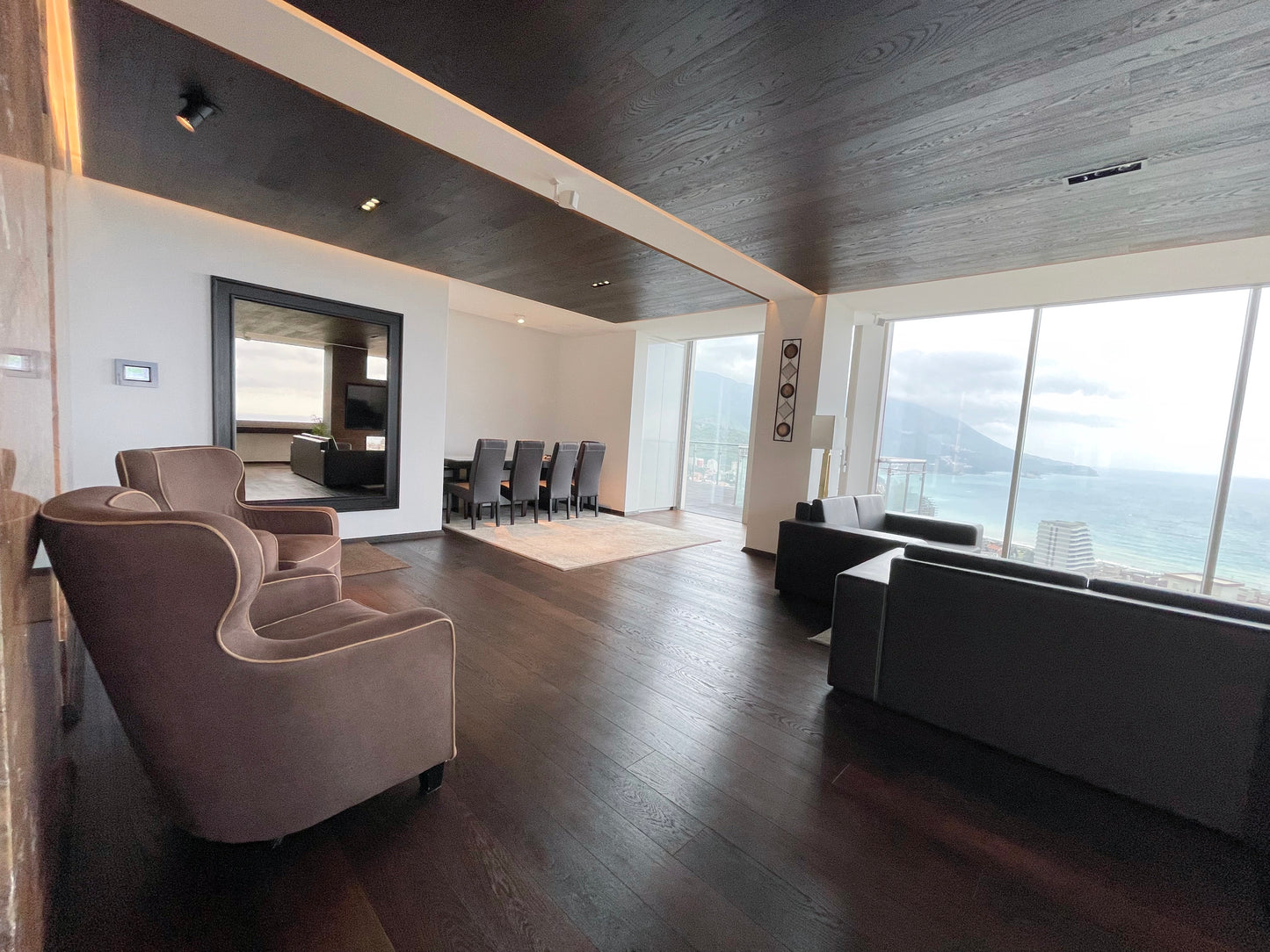 Luxury 2-Bedroom Penthouse with Sea View, Jacuzzi & Pool – 8th Floor, Bečići