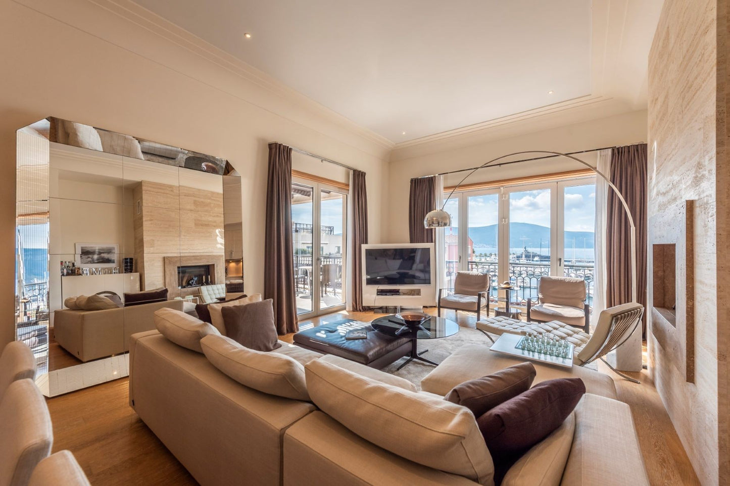 Luxurious 4-Bedroom Penthouse with Marina Views – Porto Montenegro, Tara Building