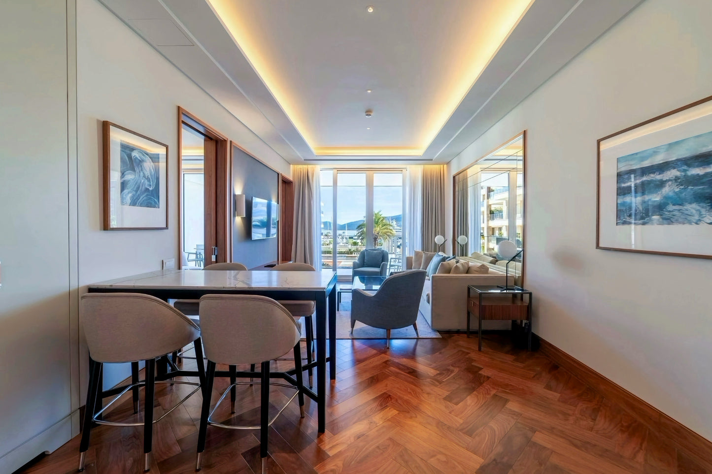 Elegant 1BR with Terrace in Porto Montenegro