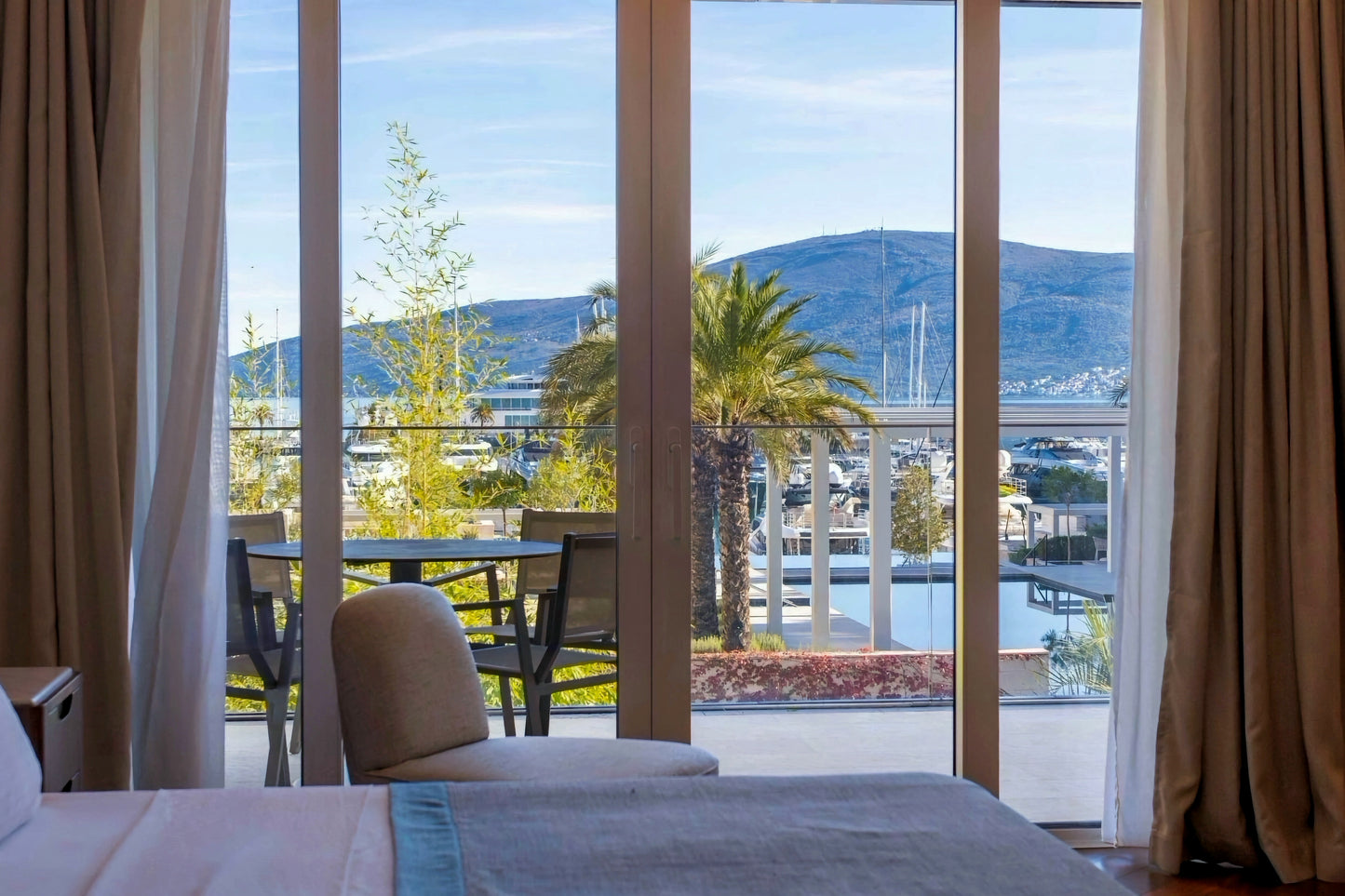Elegant 1BR with Terrace in Porto Montenegro