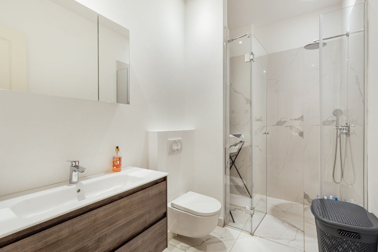 Luxury 2-Bedroom Apartment with Pool & Gym – Palazzo Sofia, Tivat