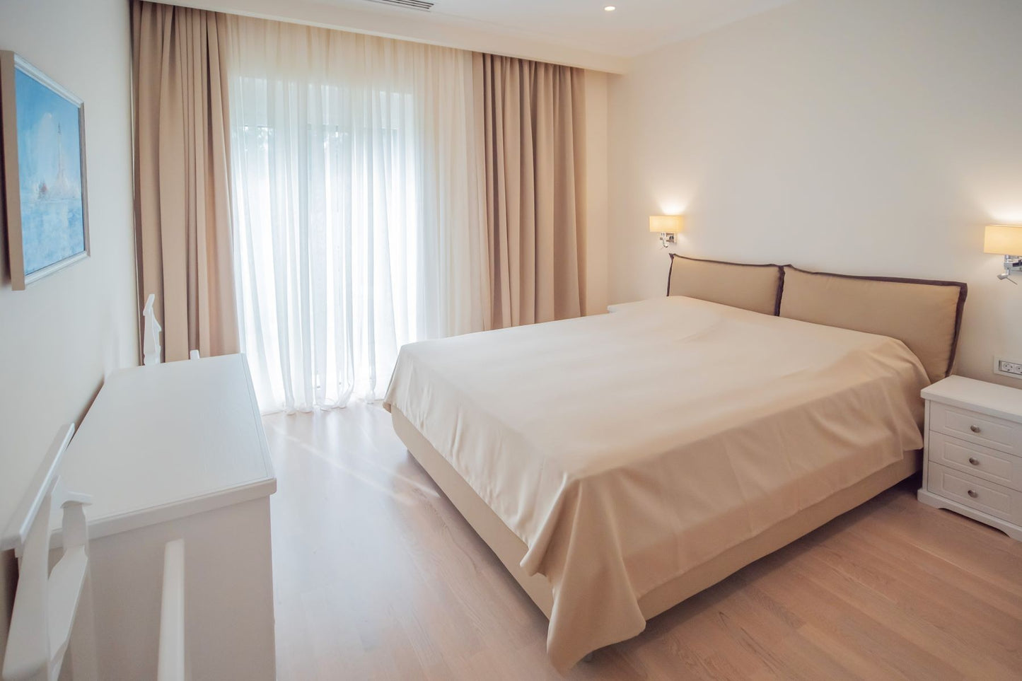 Luxury 6-Bedroom Mediterranean Villa with Infinity Pool & Panoramic Bay Views – Tivat