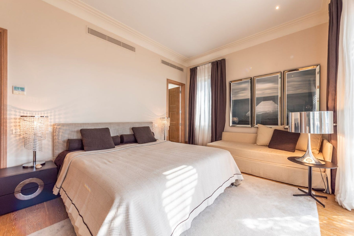 Luxurious 4-Bedroom Penthouse with Marina Views – Porto Montenegro, Tara Building