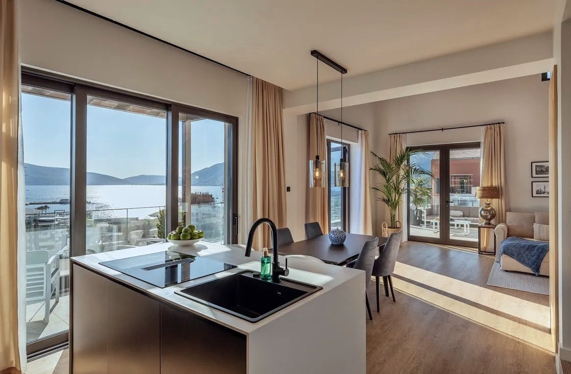 Modern 2BR Duplex Penthouse with Panoramic Sea View — Thea, Boka Place