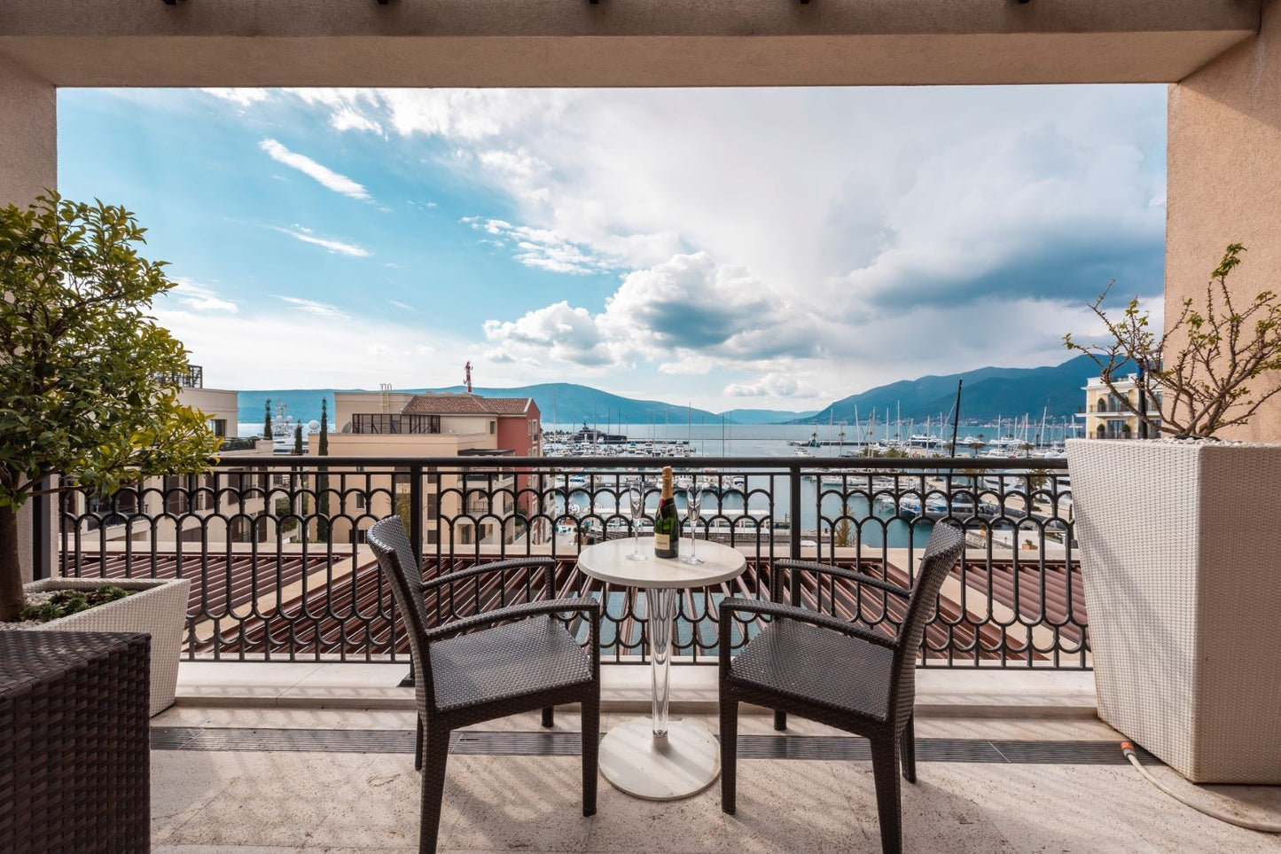 Luxurious 4-Bedroom Penthouse with Marina Views – Porto Montenegro, Tara Building
